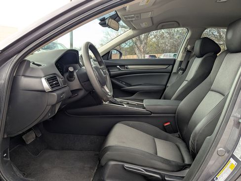 Used 2022 Honda Accord LX image 6