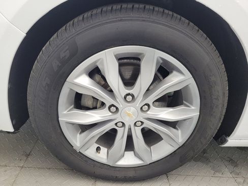 Used 2023 Chevrolet Malibu LT FWD image 31