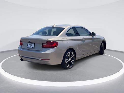 Used 2016 BMW 228i xDrive Coupe AWD/4WD image 5