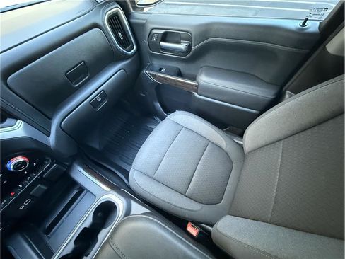 Used 2022 GMC Sierra 1500 Elevation w/ Preferred Package AWD/4WD image 11