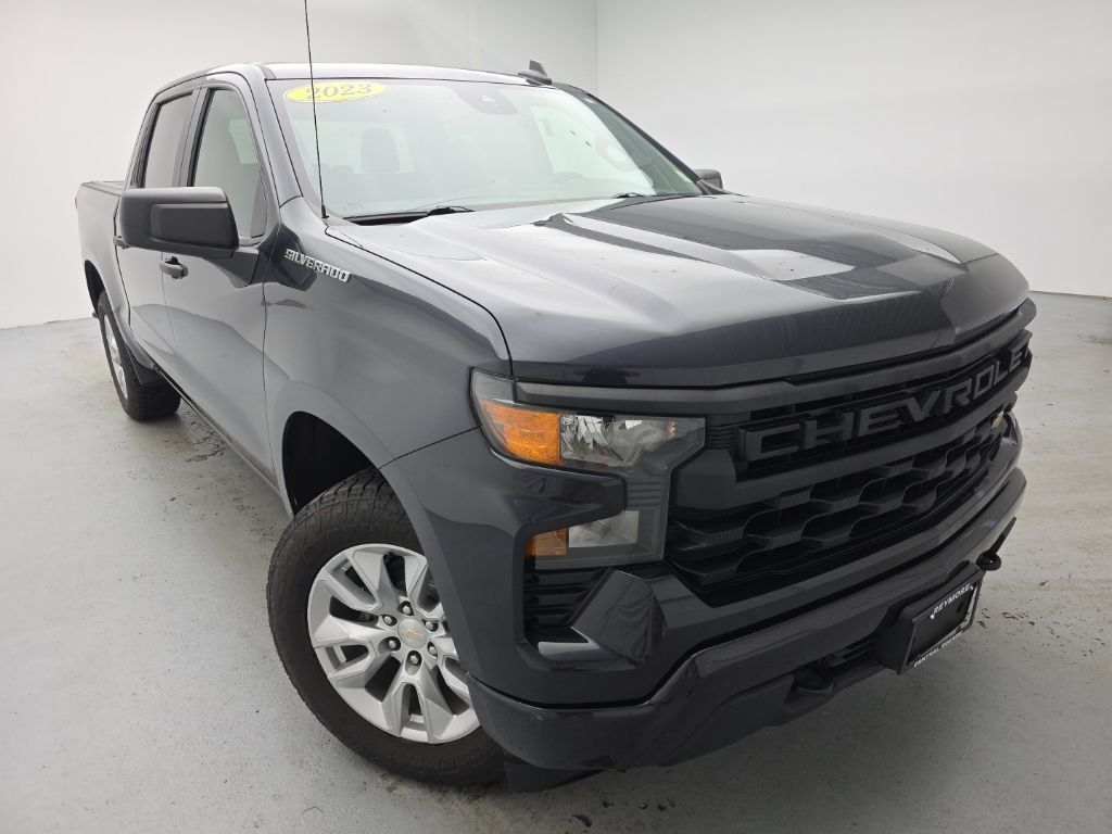 Used 2023 Chevrolet Silverado 1500 Custom AWD/4WD image 4