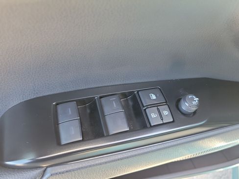 Used 2025 Toyota Camry XSE FWD image 22