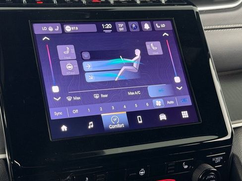 Used 2025 Jeep Grand Cherokee Laredo w/ Luxury Tech Group I image 18