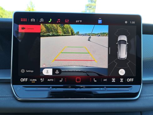 New 2026 Volkswagen Tiguan SE R-Line image 23