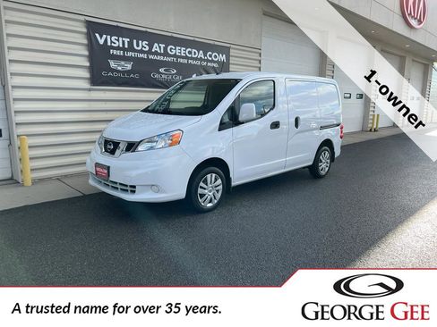Used 2019 Nissan NV200 SV w/ Navigation Package image 1