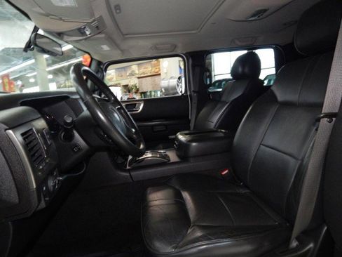 Used 2009 HUMMER H2 image 18