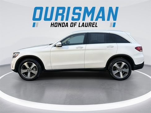 Used 2020 Mercedes-Benz GLC 300 4MATIC w/ Parking Assistance Package image 5