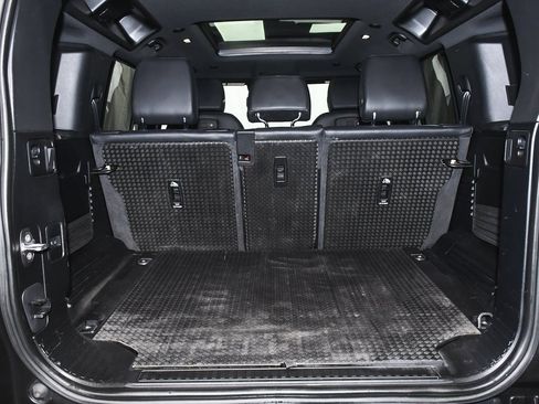 Used 2021 Land Rover Defender 110 X-Dynamic SE image 63