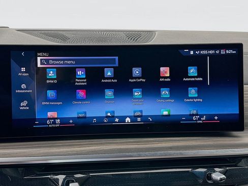 Used 2025 BMW X7 xDrive40i w/ Premium Package image 15