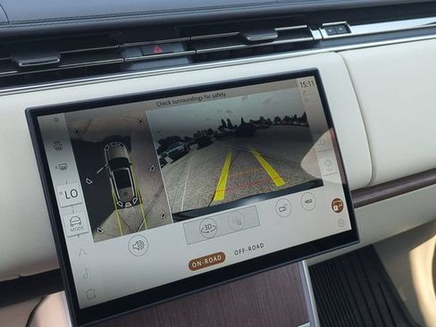 New 2026 Land Rover Range Rover Long Wheelbase SE AWD/4WD image 10