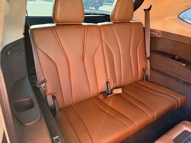 Used 2025 Acura MDX w/ Technology Package AWD/4WD image 30
