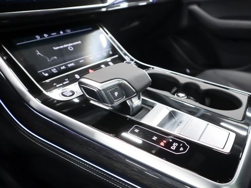 New 2026 Audi Q8 Premium Plus image 18