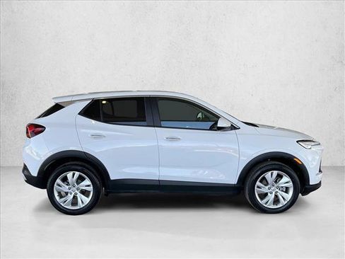 Used 2025 Buick Encore GX Preferred AWD/4WD image 4