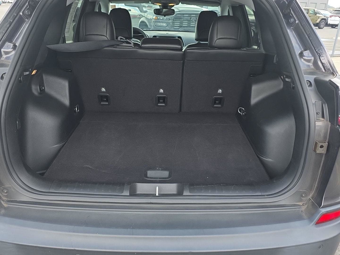 Used 2021 Jeep Cherokee Latitude Lux AWD/4WD image 25