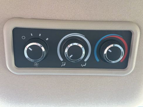 Used 2023 Chevrolet Express 3500 LS image 50