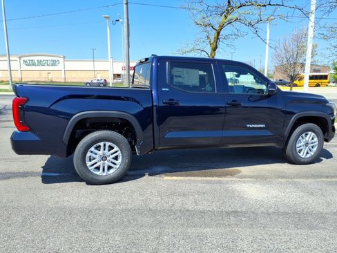 New 2026 Toyota Tundra SR5 AWD/4WD image 8