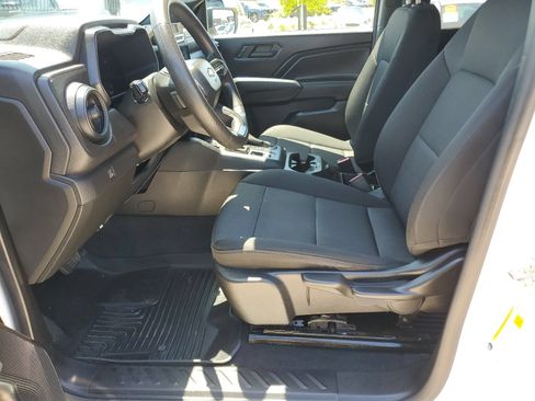 Used 2023 Chevrolet Colorado W/T w/ WT Convenience Package RWD image 18