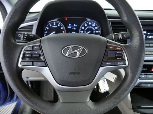 Used 2018 Hyundai Elantra SE w/ Cargo Package FWD image 22