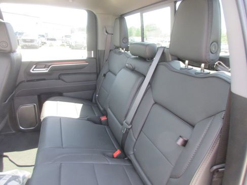 New 2026 GMC Sierra 2500 Denali w/ Denali Reserve Package AWD/4WD image 13