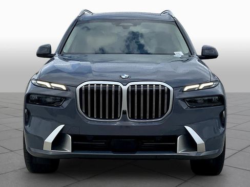 Used 2026 BMW X7 xDrive40i AWD/4WD image 3
