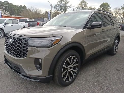New 2026 Ford Explorer ST-Line w/ Premium Package image 7