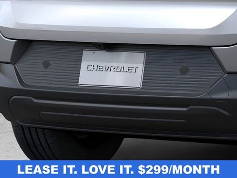 New 2026 Chevrolet Equinox EV LT image 13