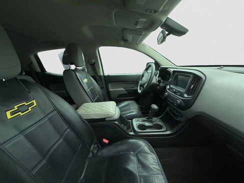 Used 2018 Chevrolet Colorado W/T AWD/4WD image 10