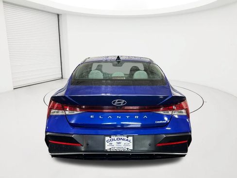 Certified 2024 Hyundai Elantra Limited FWD image 6