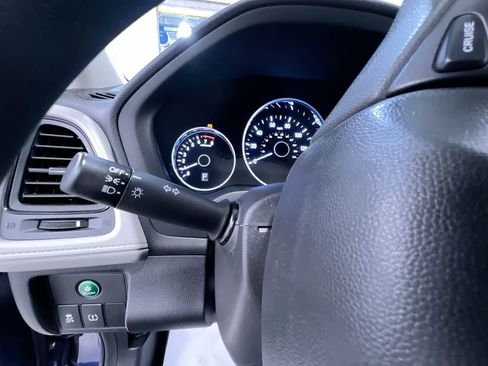 Used 2016 Honda HR-V LX image 18
