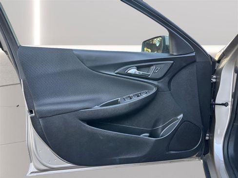 Used 2023 Chevrolet Malibu LT FWD image 25