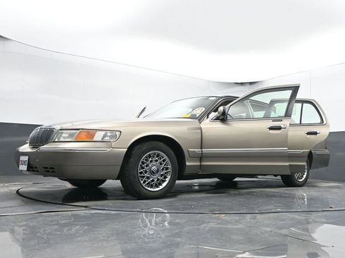Used 2002 Mercury Grand Marquis GS image 62