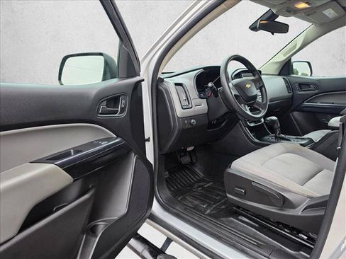 Used 2019 Chevrolet Colorado W/T RWD image 20