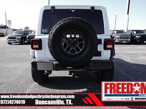 Used 2022 Jeep Wrangler Unlimited Sport AWD/4WD image 4