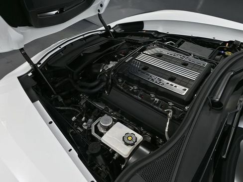 Used 2018 Chevrolet Corvette Z06 RWD image 49