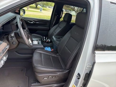 Used 2022 GMC Yukon Denali image 8