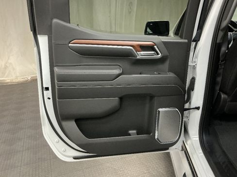 Used 2023 GMC Sierra 1500 Denali AWD/4WD image 29