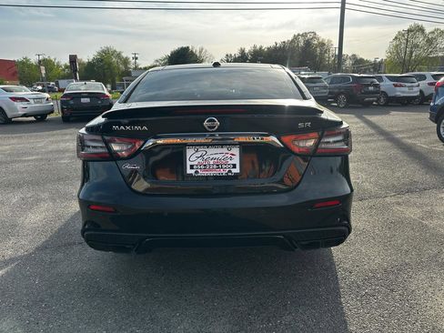 Used 2019 Nissan Maxima SR w/ Premium Package image 6