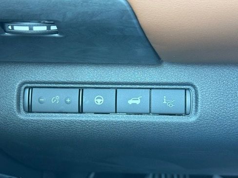 New 2026 Nissan Pathfinder Platinum w/ Cargo Package image 32