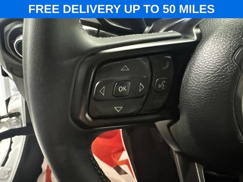 Used 2025 Jeep Wrangler Unlimited Sport AWD/4WD image 6