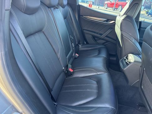 Used 2019 Maserati Ghibli S GranSport Q4 image 16