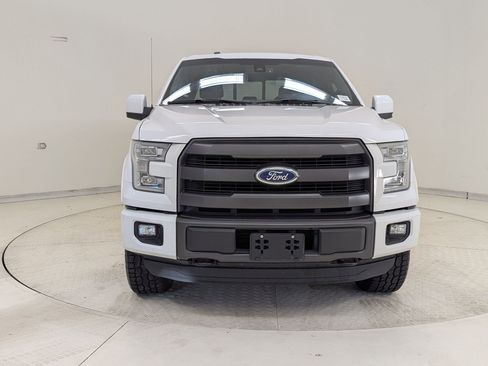 Used 2015 Ford F150 Lariat w/ Equipment Group 502A Luxury image 6