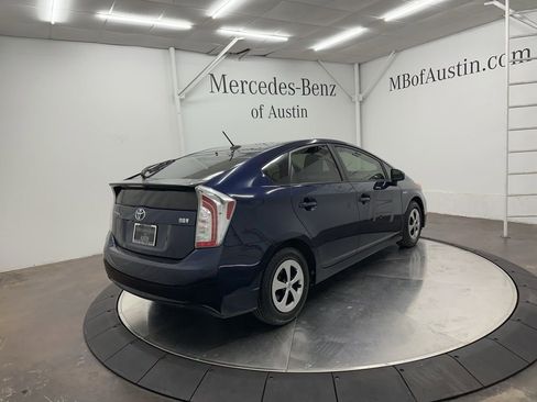 Used 2013 Toyota Prius Four image 8
