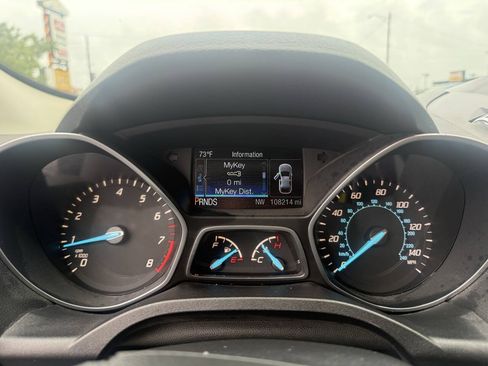 Used 2015 Ford Escape SE w/ Equipment Group 201A AWD/4WD image 13