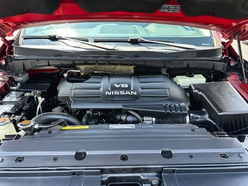 Used 2017 Nissan Titan SL AWD/4WD image 12