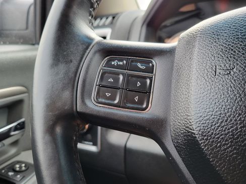 Used 2015 RAM 1500 Lone Star image 21