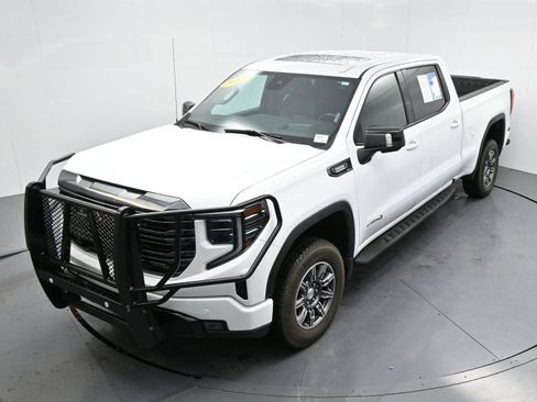 Used 2024 GMC Sierra 1500 AT4 w/ Technology Package image 43
