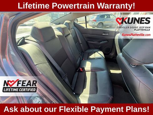 Used 2025 Nissan Altima 2.5 SR FWD image 40
