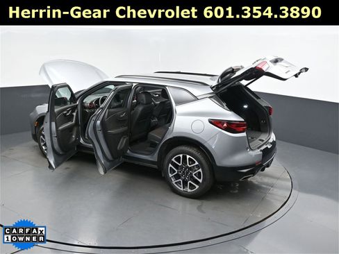 Used 2024 Chevrolet Blazer RS w/ Driver Confidence II Package image 2