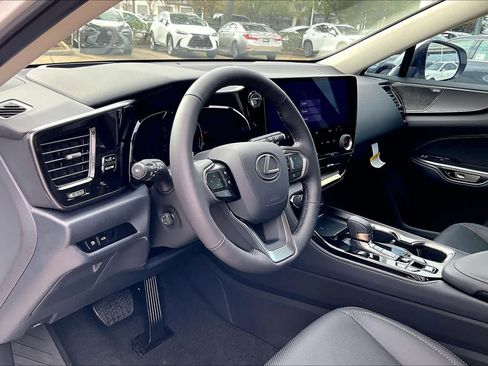 New 2026 Lexus NX 350h Luxury image 10