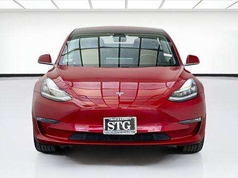 Used 2018 Tesla Model 3 Mid Range RWD image 2